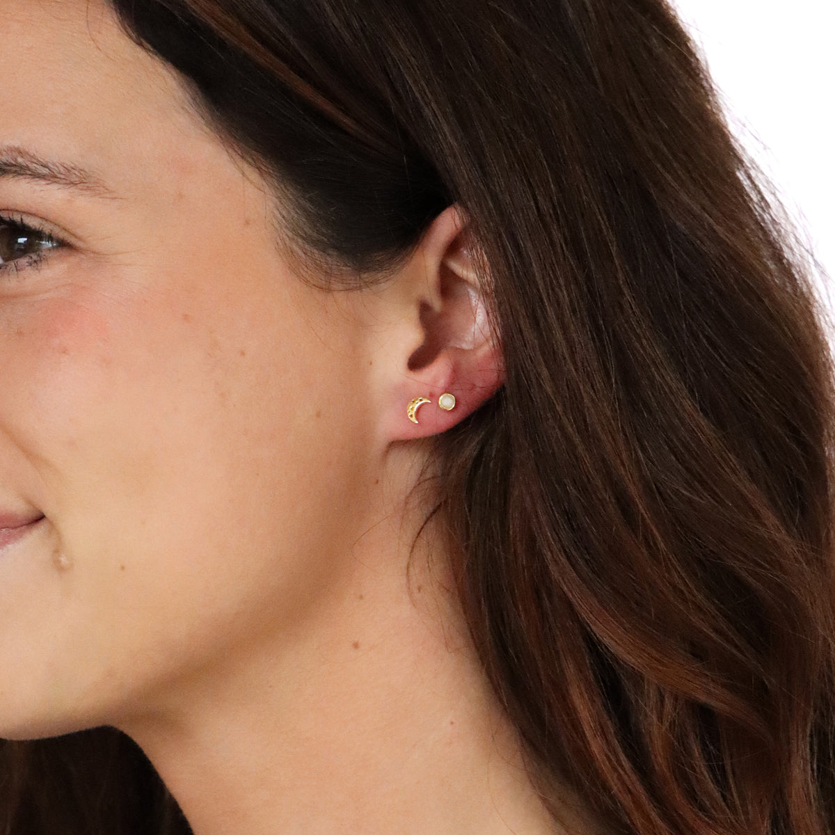 Twin Flame Studs Moon / Moonstone