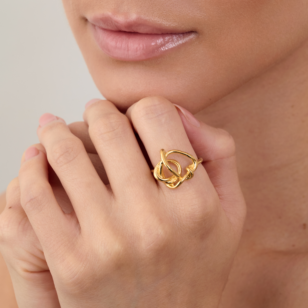 Imperfect Knot Ring